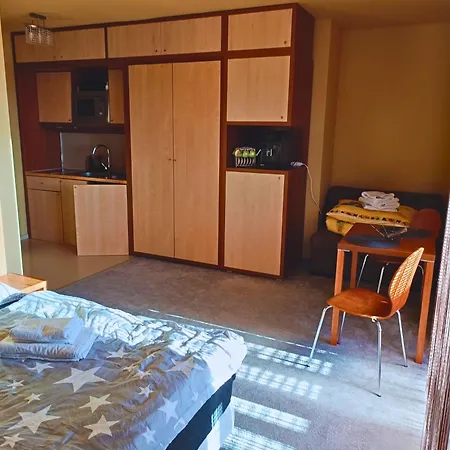 Apartman F Lomnici Kakaslomnic