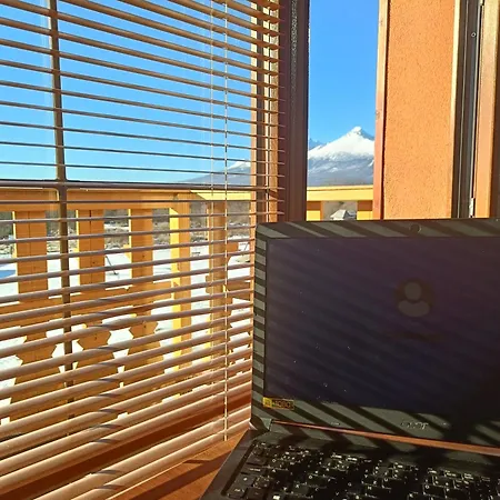 Apartment F Lomnici *